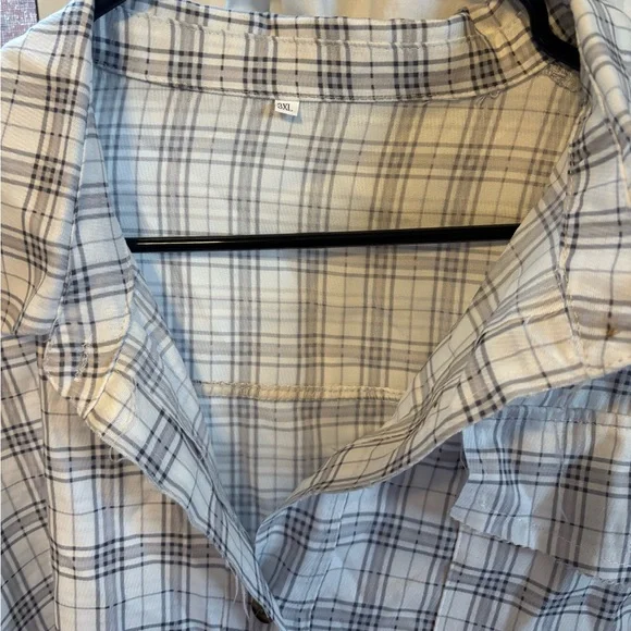 White and Gray Plaid Button Down Shirt 3X Overstitch Style. NWOT - Picture 3 of 5